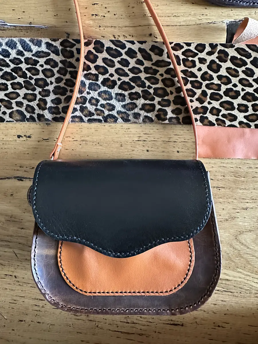 pochette in pelle Leather Engineer