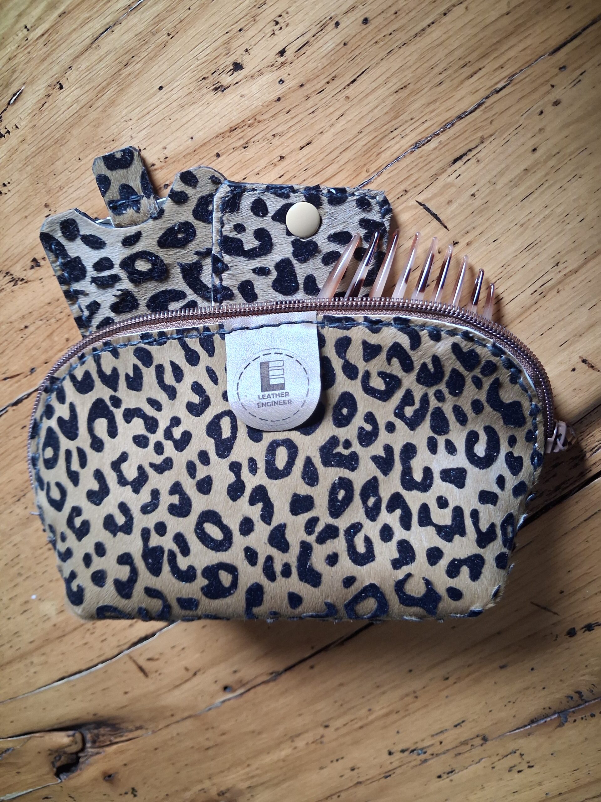 Pochette maculata Leather Engineer
